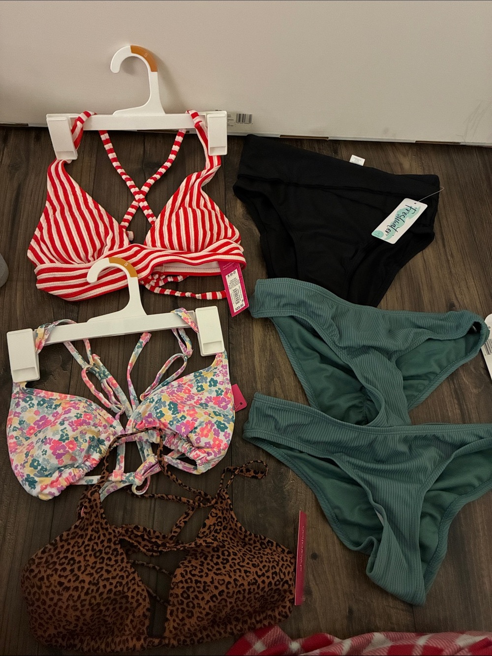 Bikini bundle 6 pcs ALL NWT